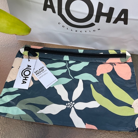 ALOHA COLLECTION Large Pouch NWT - Picture 3 of 5